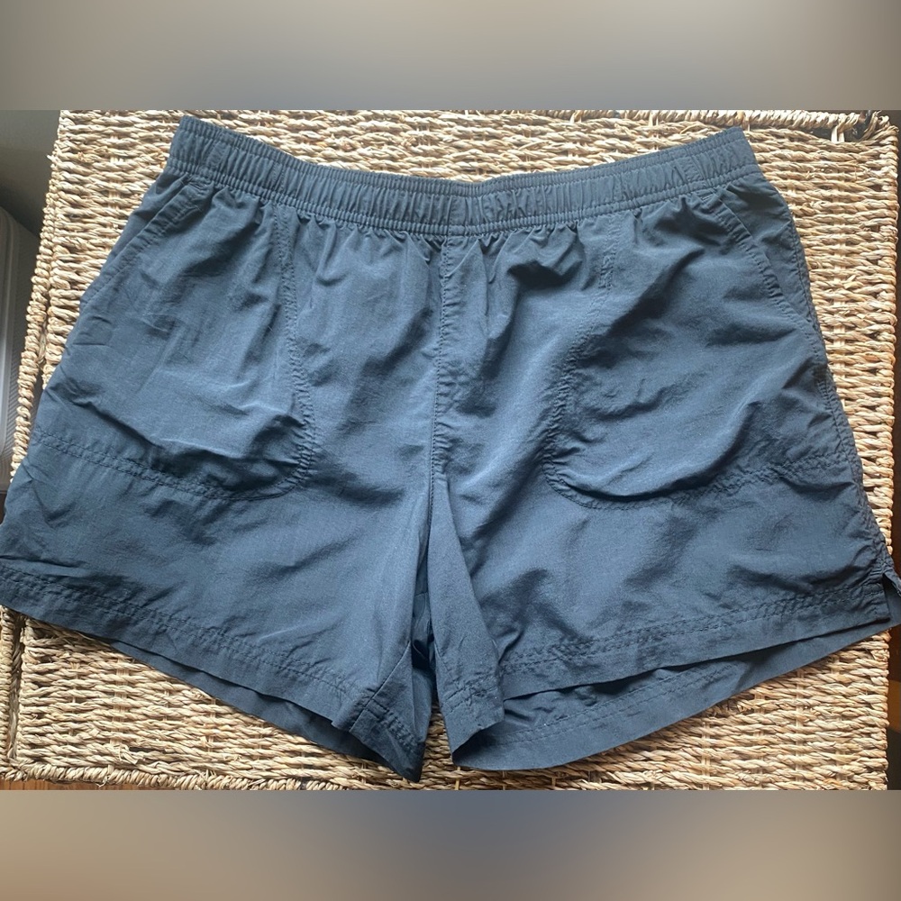 Columbia Women’s Sandy River Shorts size M 5”L